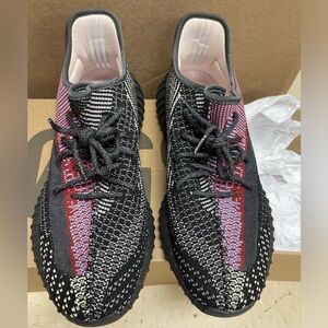 Men’s Yeezy Boost 350 V2